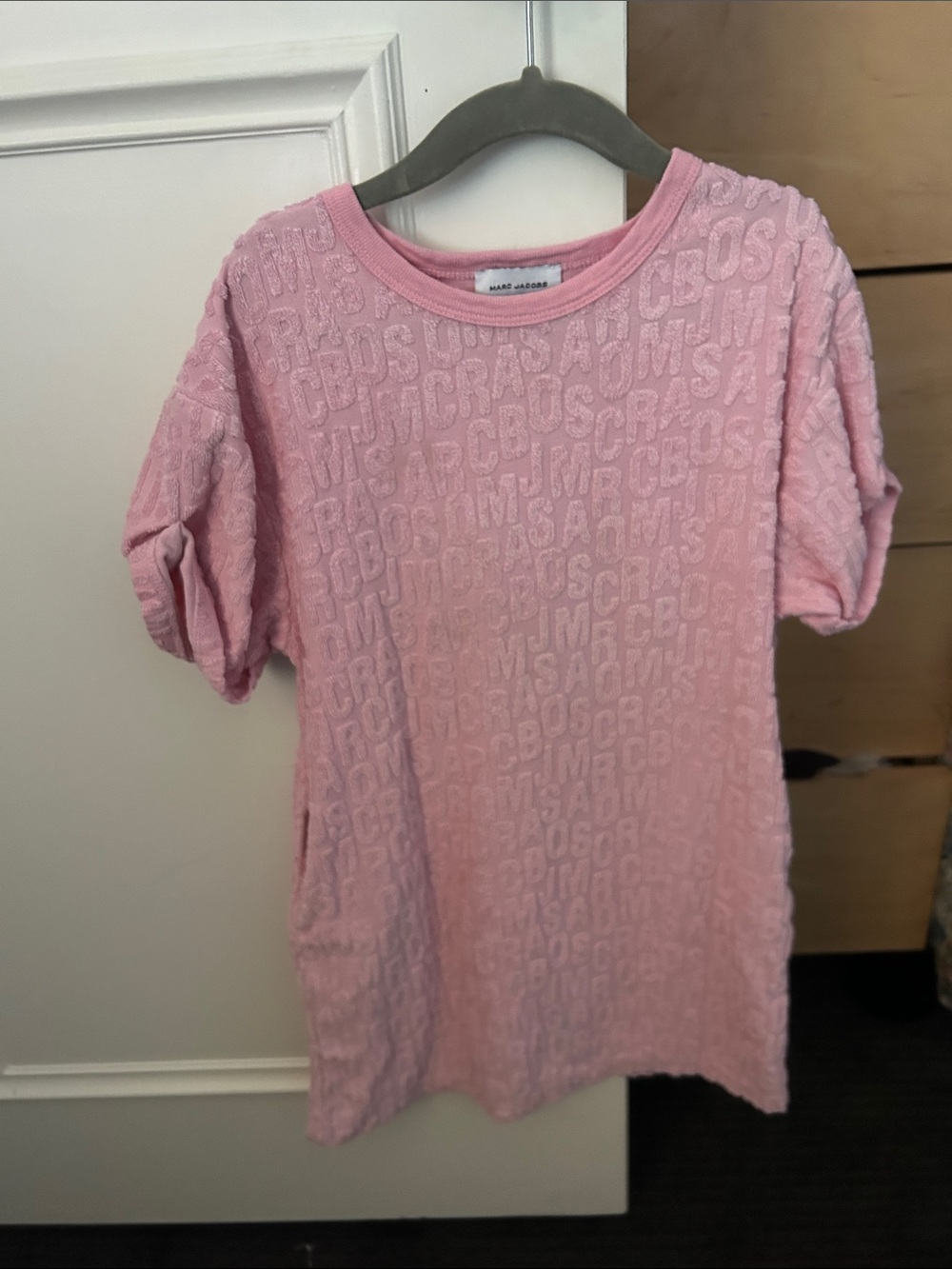 Marc Jacobs Girls Bubblegum Pink Textured Logo dress size 6